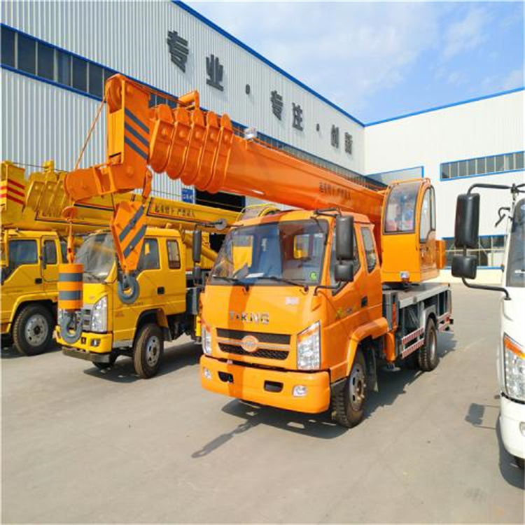 湖口吊门窗的小型吊车怎么收费